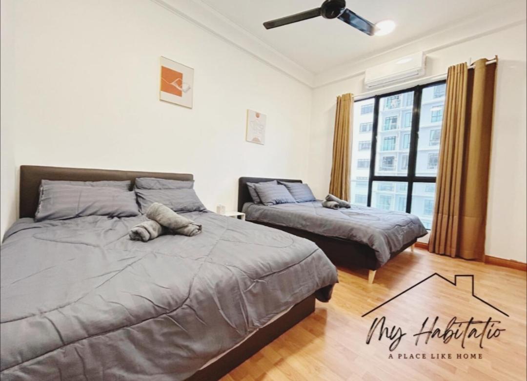 Platino 13 Pax, Mins Away From Paradigm & Legoland Apartment
